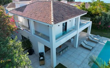 Property slide 17
