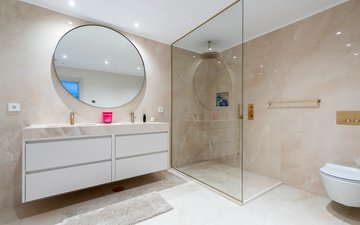 Property slide 39