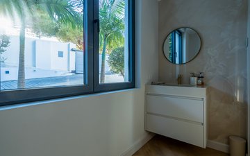Property slide 44