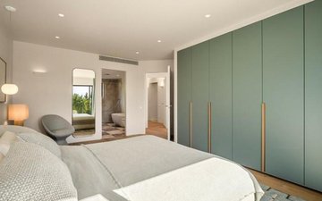 Property slide 31