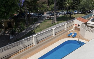 Property slide 10