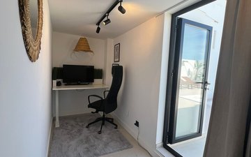 Property slide 21