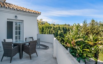 Property slide 21