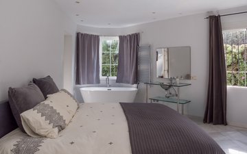 Property slide 10