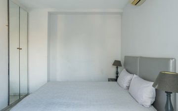 Property slide 22