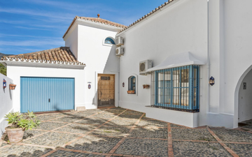 Property slide 25