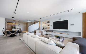 Property slide 14