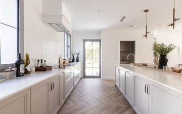 Property slide 10