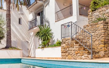 Property slide 8