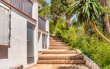Property slide 20