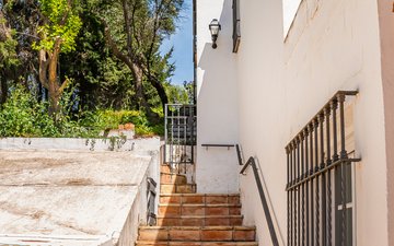 Property slide 17