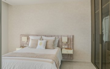 Property slide 32