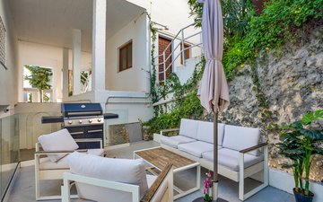 Property slide 20
