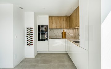 Property slide 18