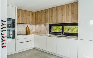 Property slide 10
