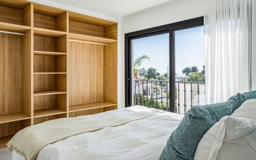 Property slide 21