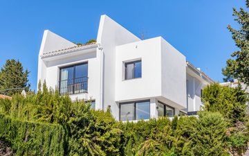 Property slide 22
