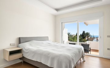 Property slide 10