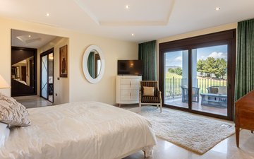 Property slide 18