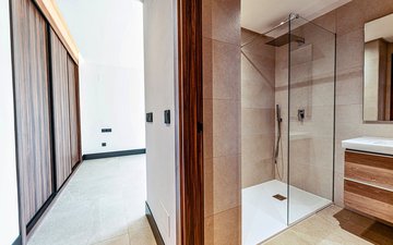 Property slide 20