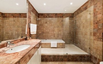 Property slide 18