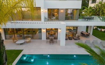 Property slide 22