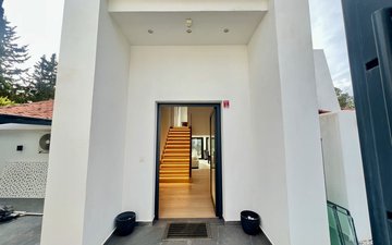 Property slide 18