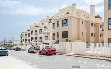 Property slide 31