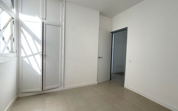 Property slide 16