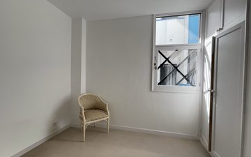 Property slide 15