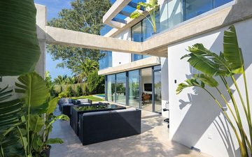 Property slide 22
