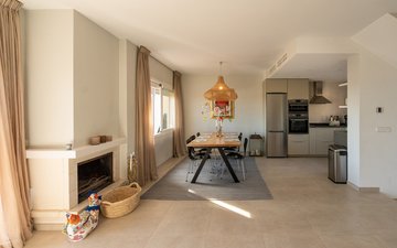 Property slide 17