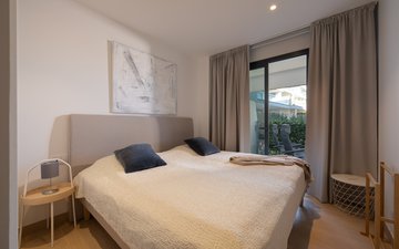 Property slide 15