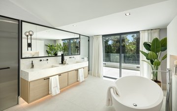 Property slide 17