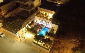 Property slide 12