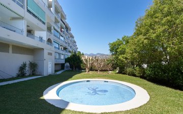 Property slide 30