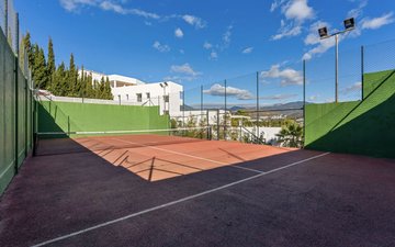 Property slide 24