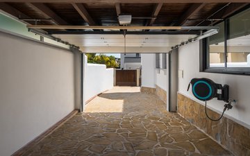 Property slide 30