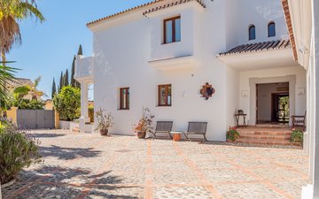 Property slide 25
