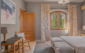 Property slide 47