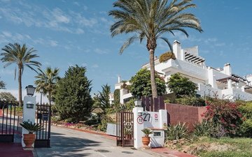 Property slide 17