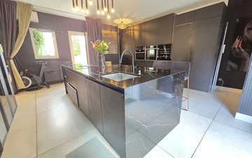 Property slide 14