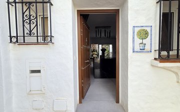 Property slide 18