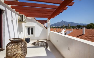 Property slide 17