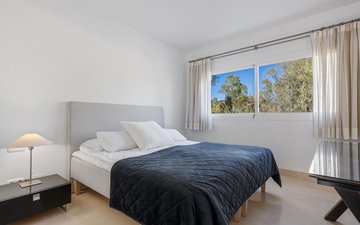 Property slide 8