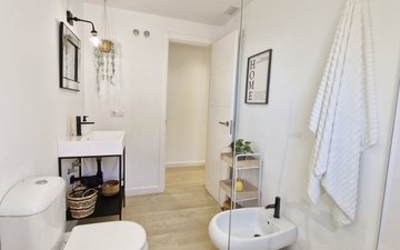 Property slide 20