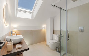 Property slide 17