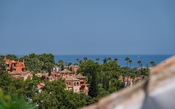 Property slide 39