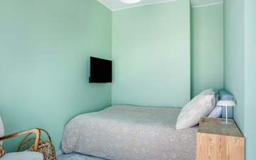 Property slide 25