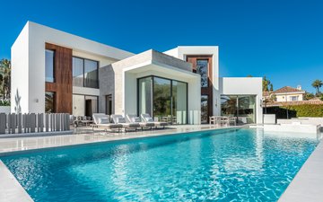 Property slide 10